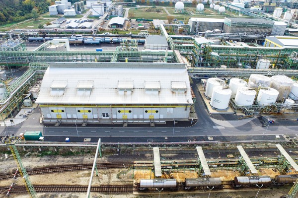 HIGANYMENTES BORSODCHEM}